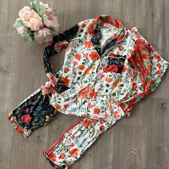 New Desmond & Dempsey Persephone Patchwork Floral Pajama Set - Picture 3 of 10